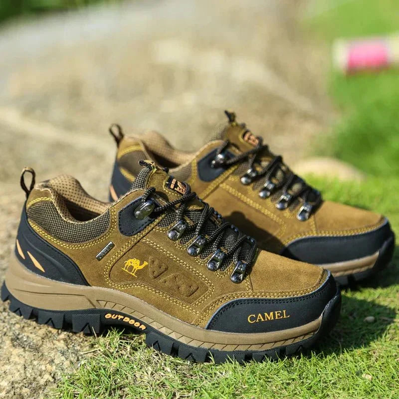 HUNTER HIKING SHOES® | STEADY COMFORT ON EVERY PATH
